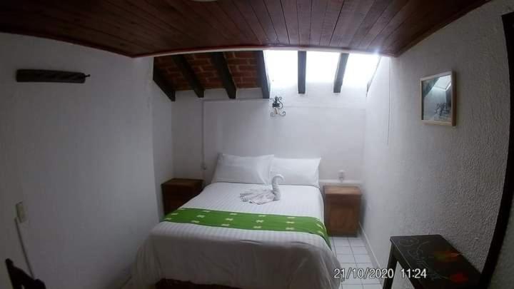 Hotel Dugelay Сан-Кристобаль-де-Ла-Касас Экстерьер фото
